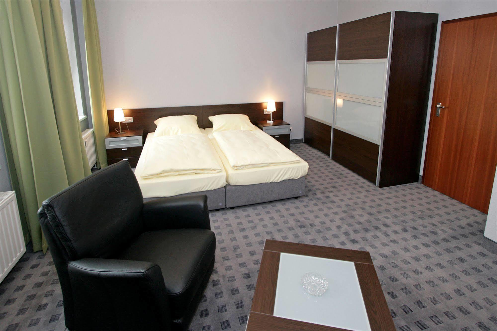 Hotel Dampfmuehle Neukirchen Vluyn Bagian luar foto